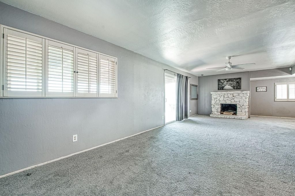 Image 6 of property listing at 327 N 2nd Street, Fowler, CA 93625