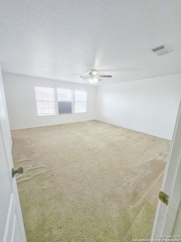 1247 Hunters Plane, San Antonio, TX 78245