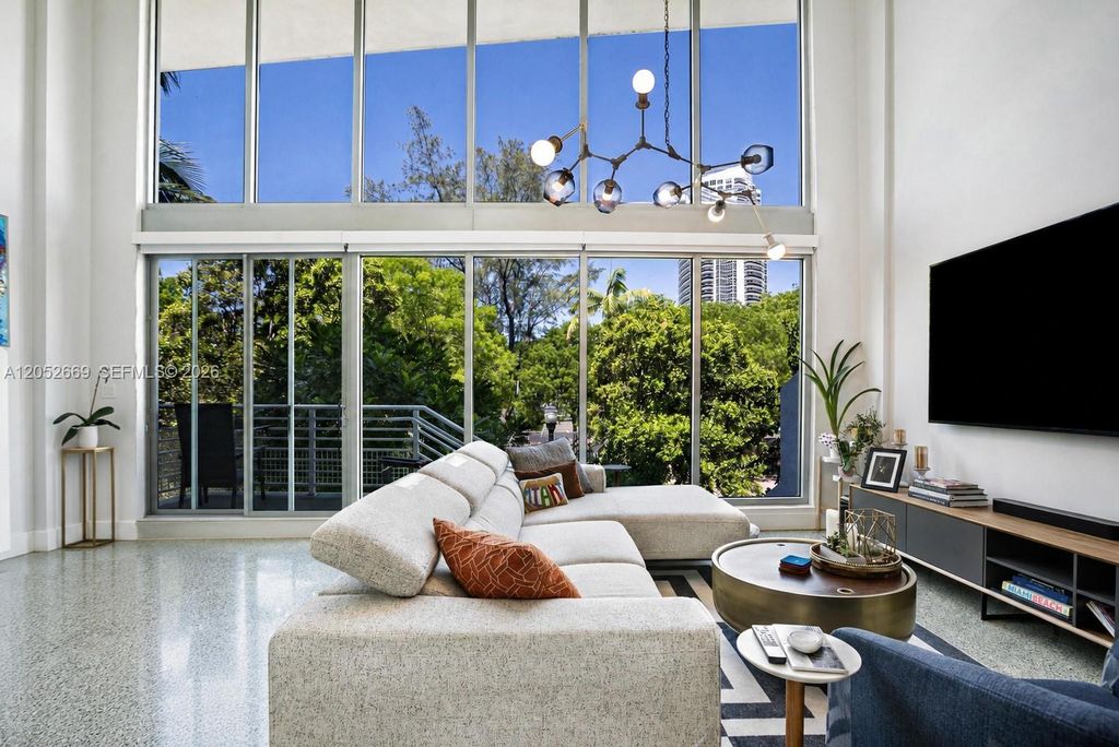 245 Michigan Ave LG-5, Miami Beach, FL 33139