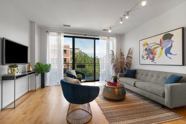 859 W Erie Street 408, Chicago, IL 60642