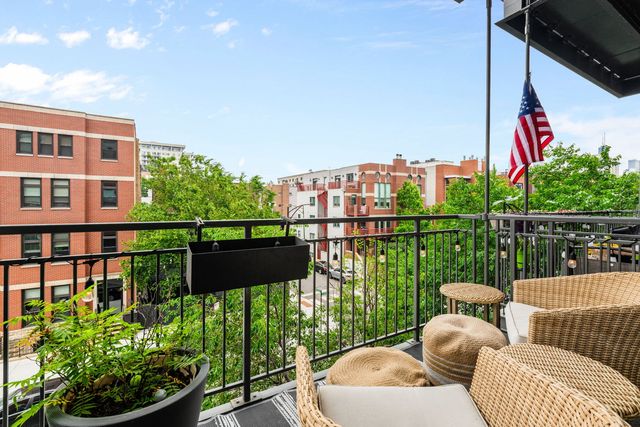 859 W Erie Street 408, Chicago, IL 60642
