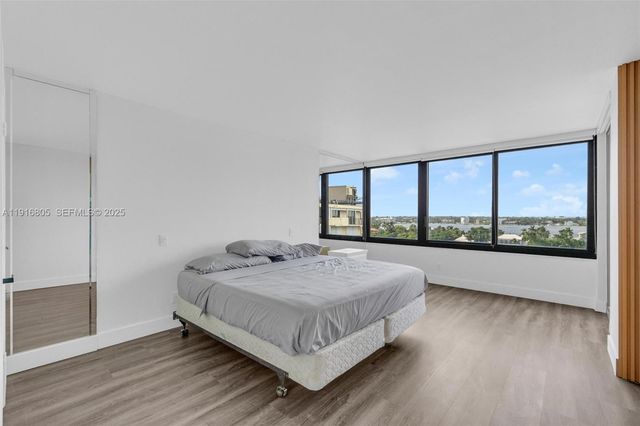 3589 S Ocean Blvd 914, South Palm Beach, FL 33480