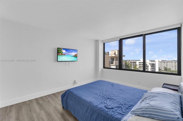 3589 S Ocean Blvd 914, South Palm Beach, FL 33480