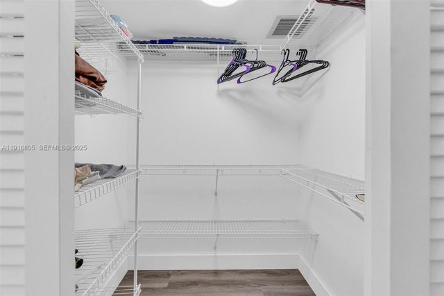 3589 S Ocean Blvd 914, South Palm Beach, FL 33480