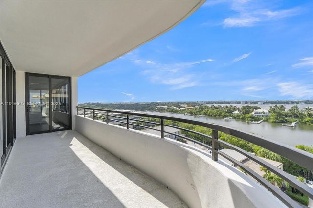 3589 S Ocean Blvd 914, South Palm Beach, FL 33480