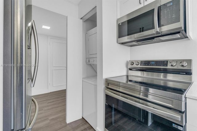 3589 S Ocean Blvd 914, South Palm Beach, FL 33480