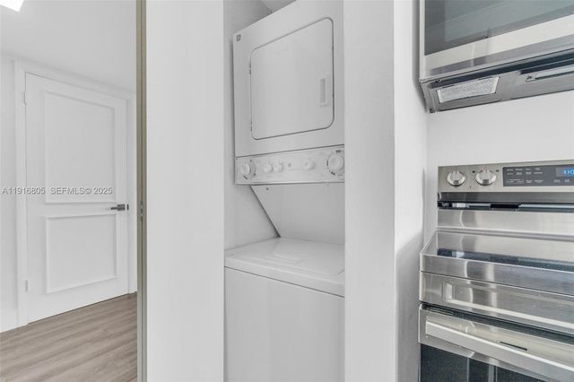 3589 S Ocean Blvd 914, South Palm Beach, FL 33480