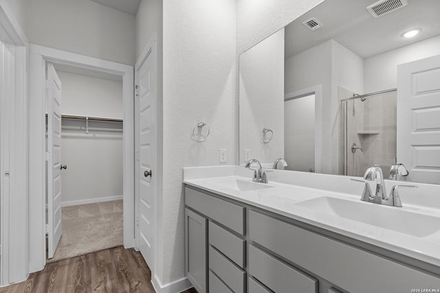 2331 Crisp Gln, San Antonio, TX 78224
