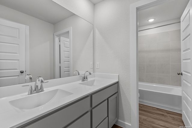 2331 Crisp Gln, San Antonio, TX 78224
