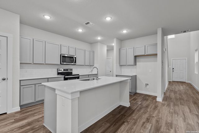 2331 Crisp Gln, San Antonio, TX 78224