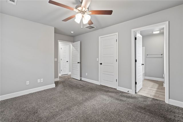 5910 NW Hancock Street, Bentonville, AR 72713