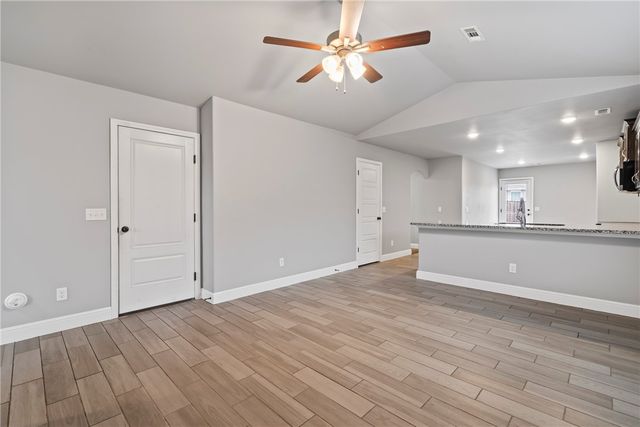 5910 NW Hancock Street, Bentonville, AR 72713