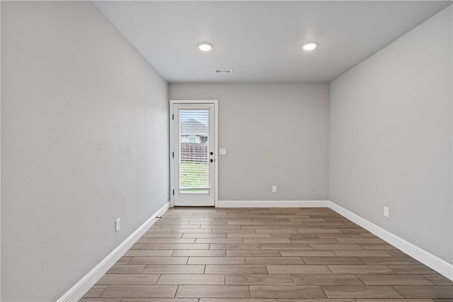 5910 NW Hancock Street, Bentonville, AR 72713