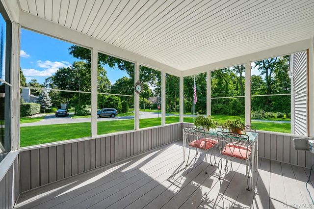 16 Foster Crossing, East Quogue, NY 11942