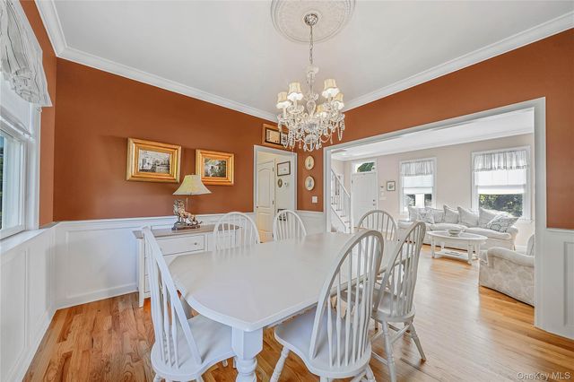 16 Foster Crossing, East Quogue, NY 11942