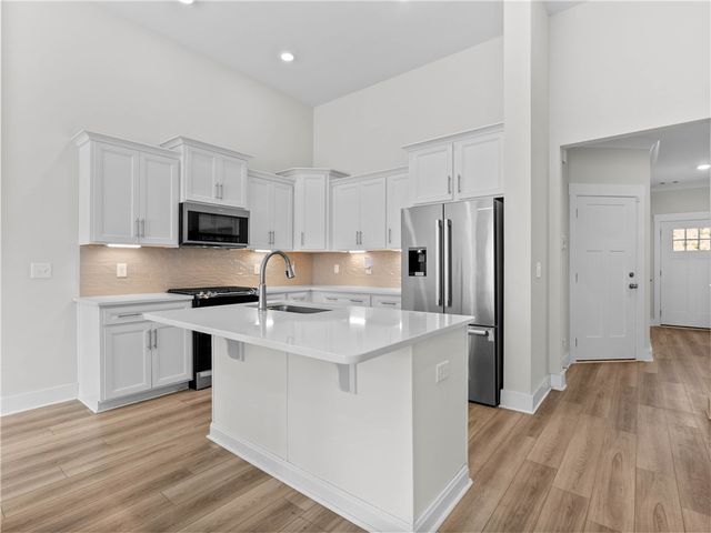 223 Grange Valley Lane, Central, SC 29630