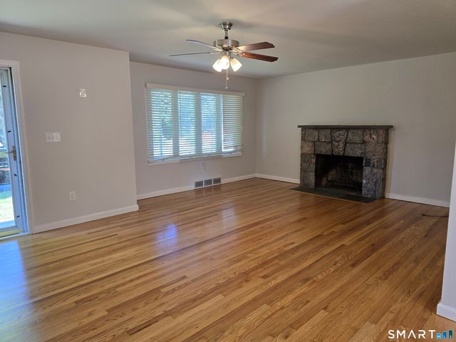 1 Albers Road, Danbury, CT 06811