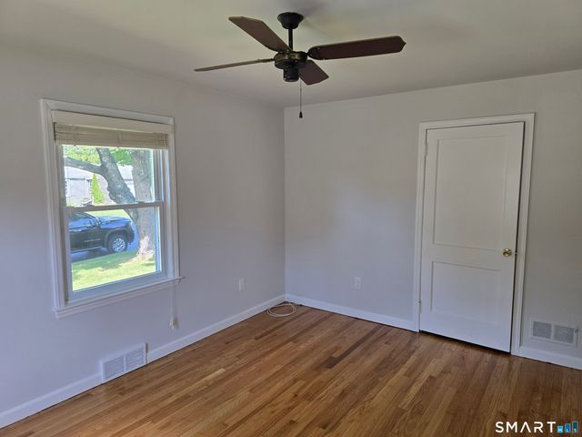 1 Albers Road, Danbury, CT 06811