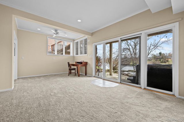 10785 Oxbow Lakeshore Drive, White Lake Charter Township, MI 48386