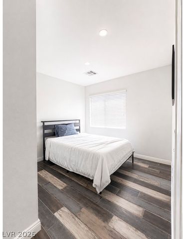 363 North 14th Street 200B, Las Vegas, NV 89101