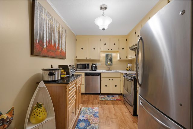 12 Candlewood Lane APT 2-3, Dennis Port, MA 02639