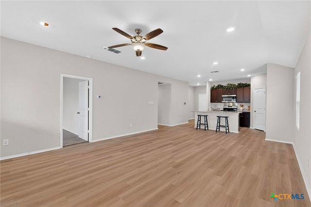 941 Armadillo Drive, Seguin, TX 78155