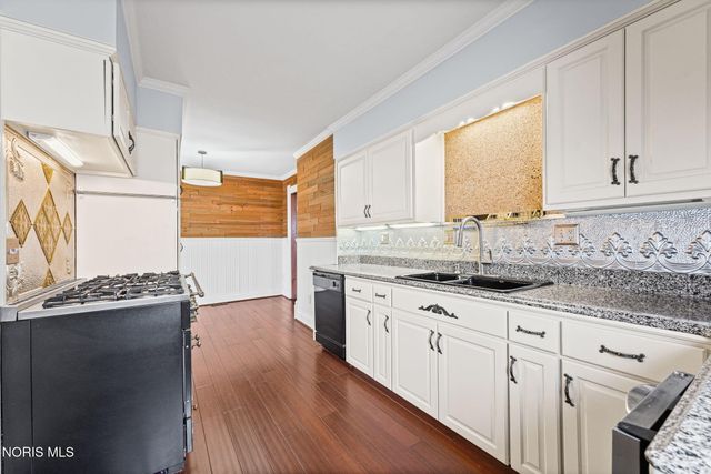 604 River Road, Maumee, OH 43537