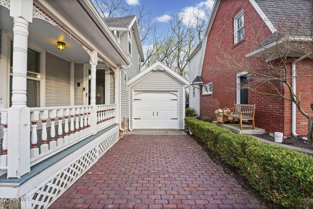 604 River Road, Maumee, OH 43537