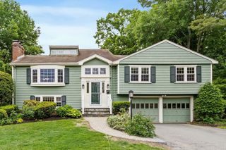 145 Meadowbrook Rd, Needham, MA 02492