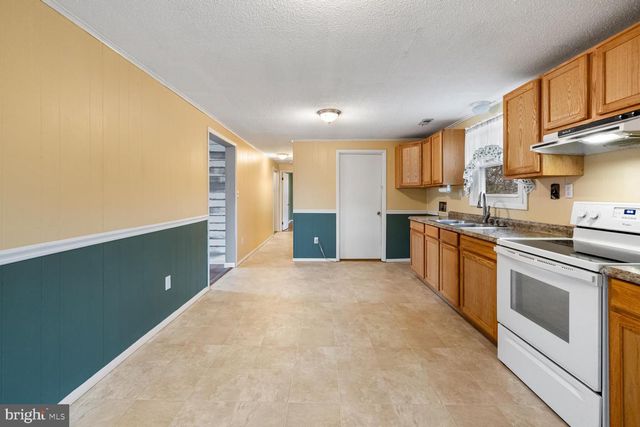 100 ORCHARD ST, Edinburg, VA 22824