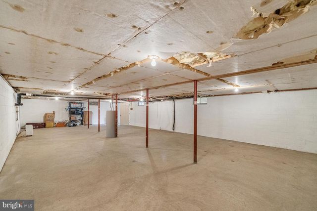 100 ORCHARD ST, Edinburg, VA 22824