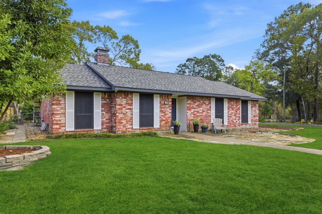 236 Point Clear Drive, Conroe, TX 77304