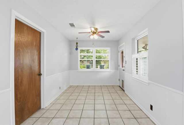 236 Point Clear Drive, Conroe, TX 77304