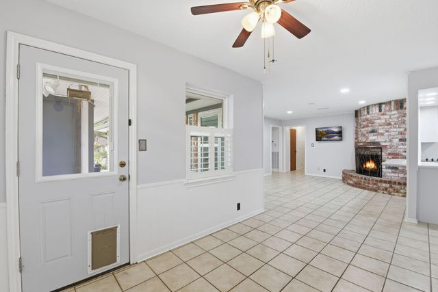 236 Point Clear Drive, Conroe, TX 77304