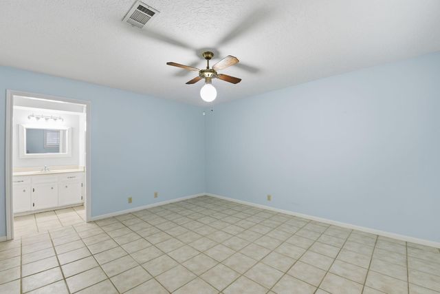 236 Point Clear Drive, Conroe, TX 77304