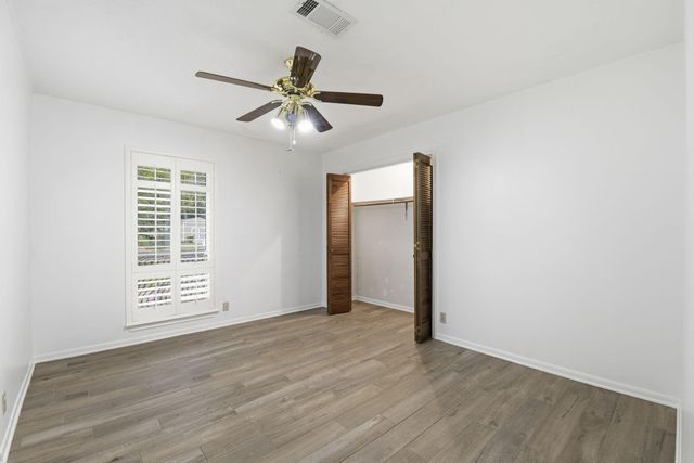 236 Point Clear Drive, Conroe, TX 77304