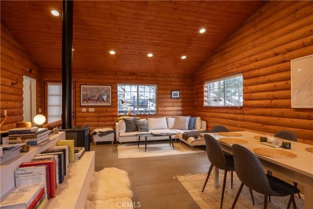 42947 Dogwood Drive, Big Bear, CA 92315