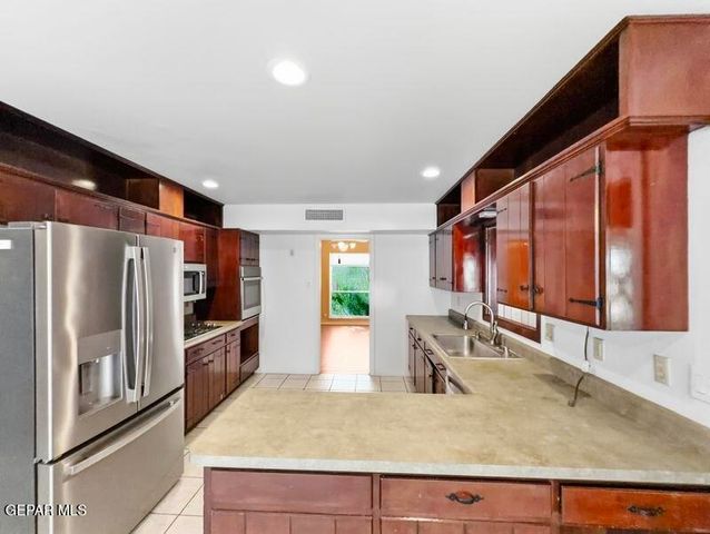 9000 RANCICH Street, El Paso, TX 79904