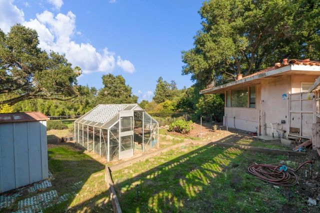 19605 Glen Una Drive, Saratoga, CA 95070