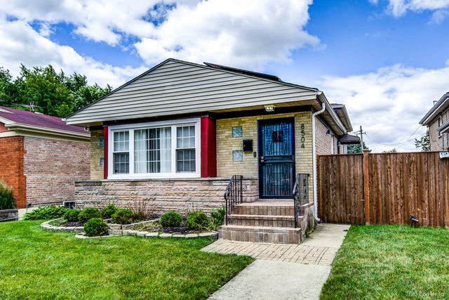 8504 S Calumet Avenue, Chicago, IL 60619