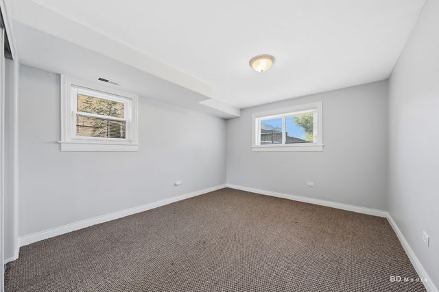 8504 S Calumet Avenue, Chicago, IL 60619