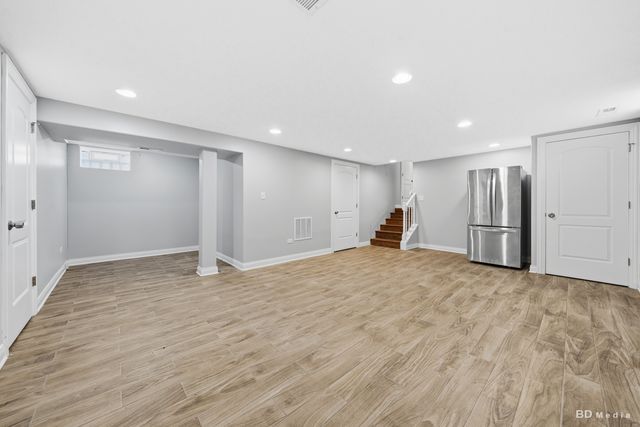 8504 S Calumet Avenue, Chicago, IL 60619