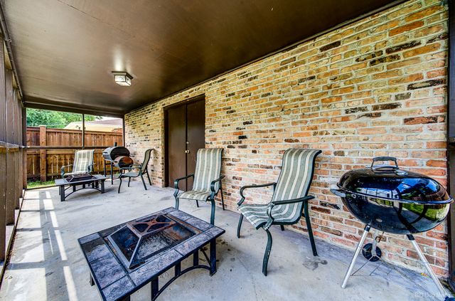 8504 S Calumet Avenue, Chicago, IL 60619