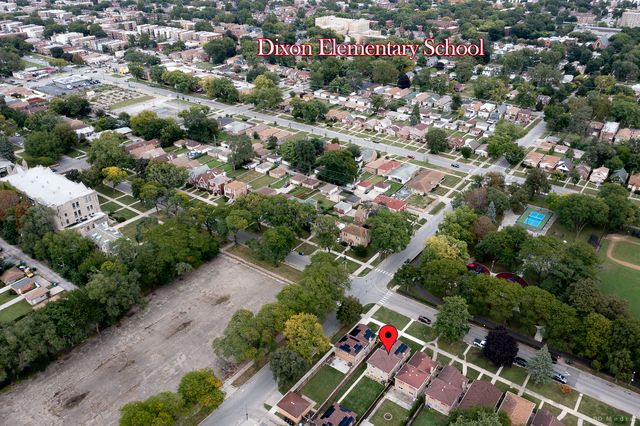 8504 S Calumet Avenue, Chicago, IL 60619