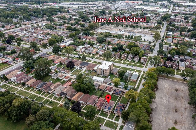 8504 S Calumet Avenue, Chicago, IL 60619