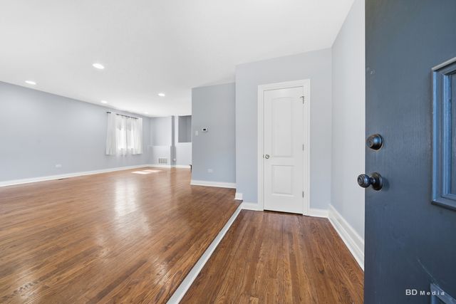 8504 S Calumet Avenue, Chicago, IL 60619