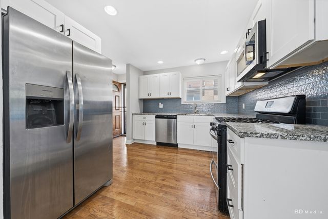 8504 S Calumet Avenue, Chicago, IL 60619