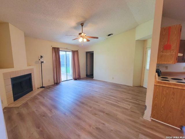 2842 Cherry Field, San Antonio, TX 78245