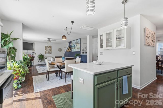 2438 Dewey Creek Lane, Charlotte, NC 28216