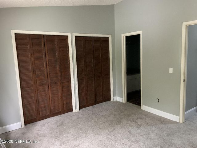 8300 PLAZA GATE Lane 1193, Jacksonville, FL 32217